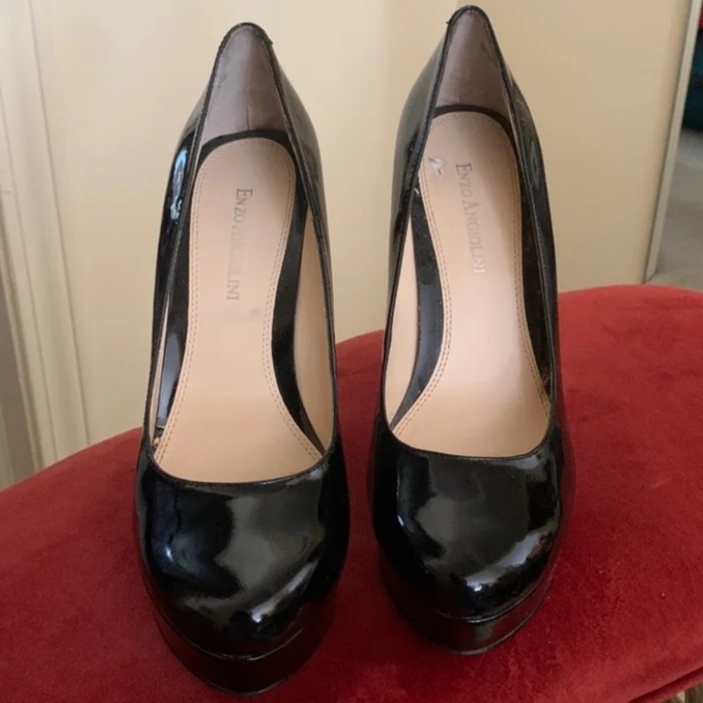 Black Heel